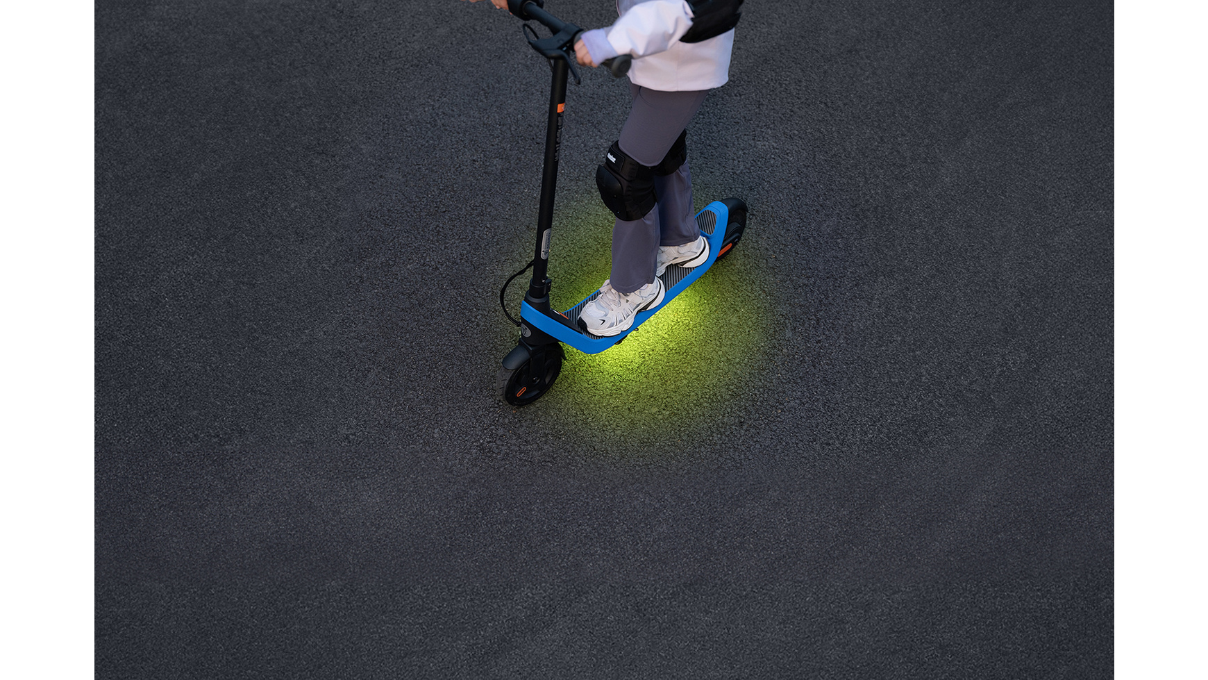 E-Kickscooter NInebot by Segway C2 E