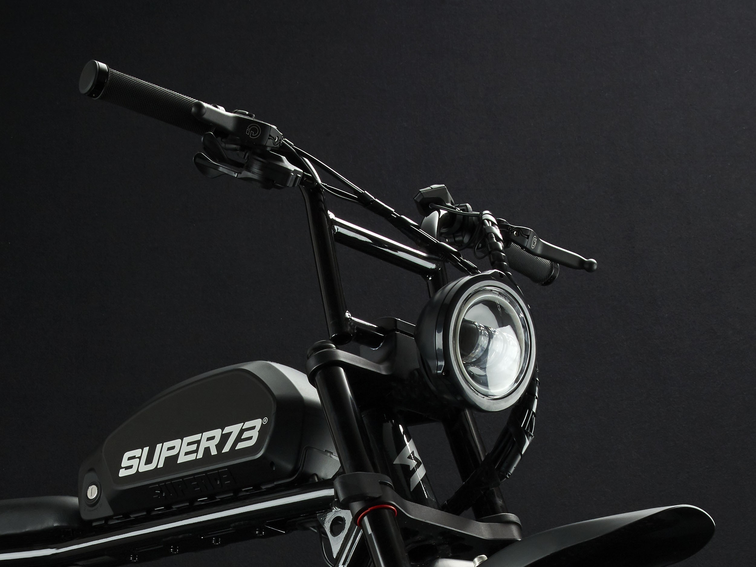 SUPER73-S2 Galaxy Black